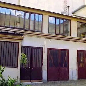 Loft Character With A View Of Court Appartamento