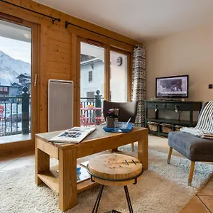 appartement-belle-vue-chamonix.hotels-rhonealpes.com/