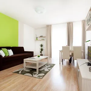 corvin-plaza-apartments-suites.inbudapesthotels.com/