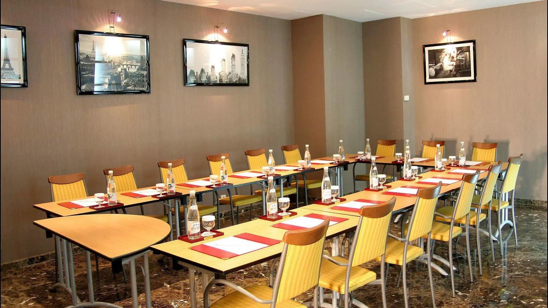 *** Hotel Pavillon Opera Grands Boulevards Paris France